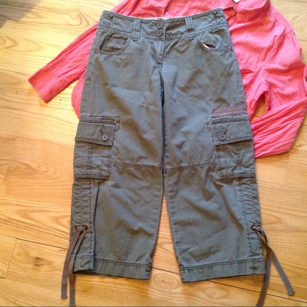 CAbi Gaucho Capri Army Green Cotton Cargo Pants 4